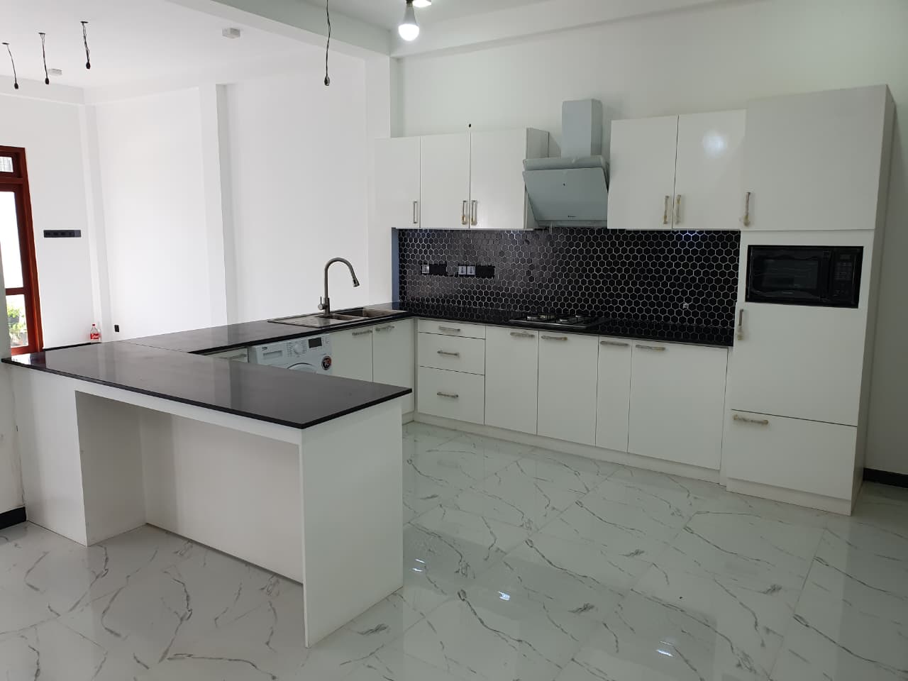 Exquisite Kitchen Cabinets